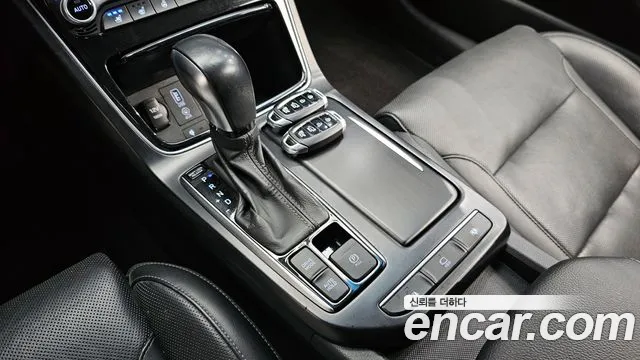 Hyundai Grandeur 2018 thumb 2