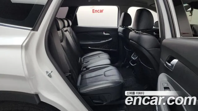 Hyundai Santa Fe 2018 thumb 11