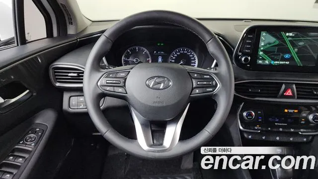 Hyundai Santa Fe 2018 thumb 10