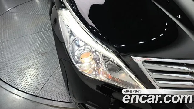 Hyundai Grandeur 2012 thumb 10