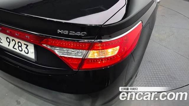 Hyundai Grandeur 2012 thumb 3