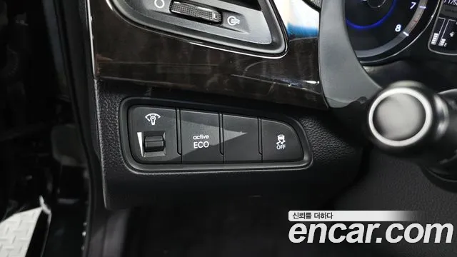 Hyundai Grandeur 2012 thumb 12