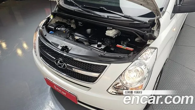 Hyundai Staria 2015 thumb 12