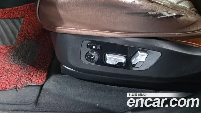BMW X7 2020 thumb 6