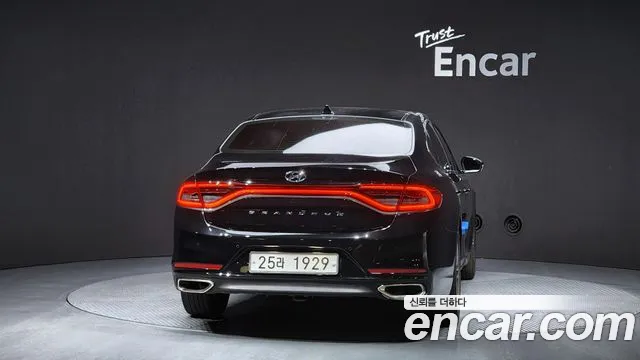 Hyundai Grandeur 2018 thumb 8