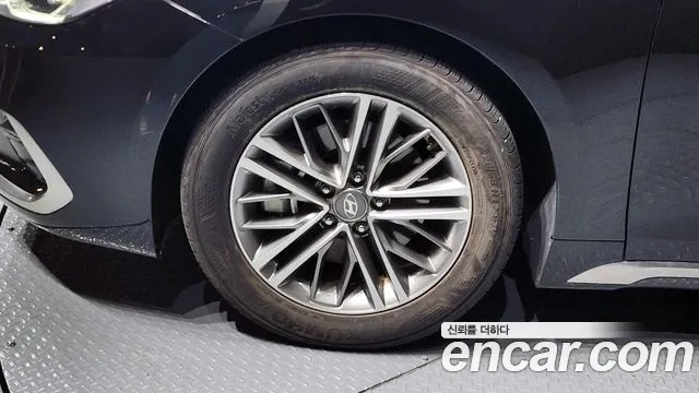 Hyundai Grandeur 2018 thumb 2