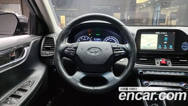 Hyundai Grandeur 2018 thumb 6