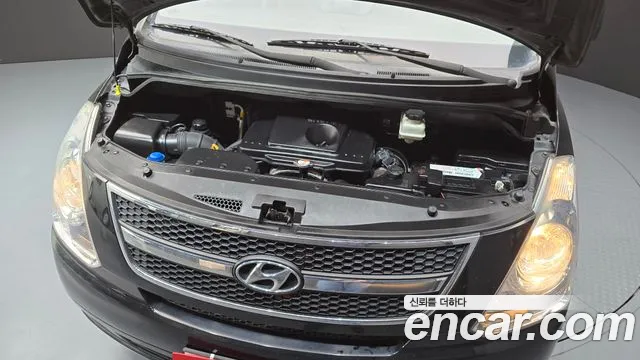 Hyundai Staria 2014 thumb 3