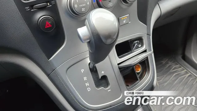 Hyundai Staria 2014 thumb 4