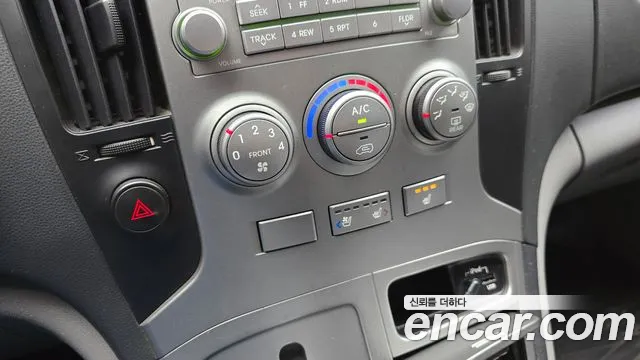 Hyundai Staria 2014 thumb 9