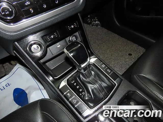 KGM Korando 2019 thumb 12