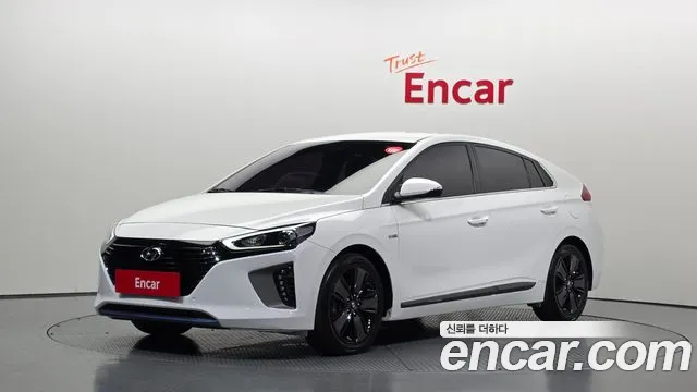 Hyundai Ioniq Hybrid 2016 thumb 7