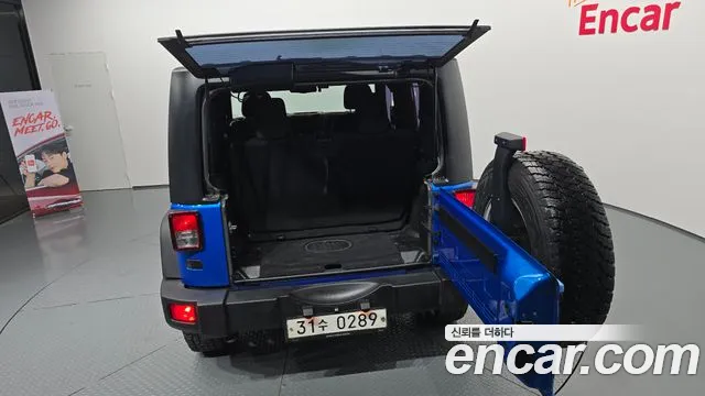 Jeep Wrangler 2015 thumb 10
