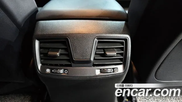 KGM Rexton 2020 thumb 8