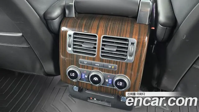 Land Rover Range Rover 2016 thumb 8