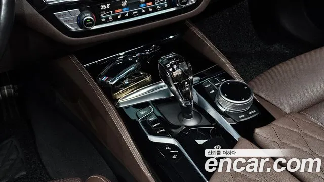 BMW 5 серии 2021 thumb 11
