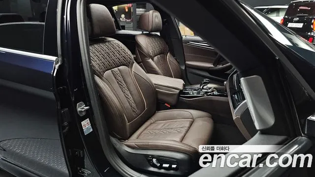 BMW 5 серии 2021 thumb 4