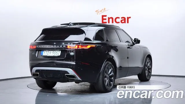 Land Rover Range Rover Velar 2021 thumb 3