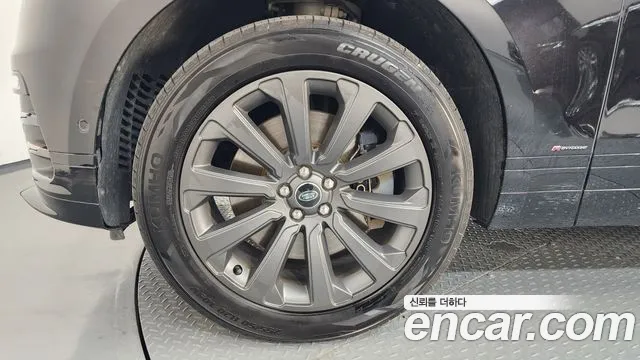Land Rover Range Rover Velar 2021 thumb 6