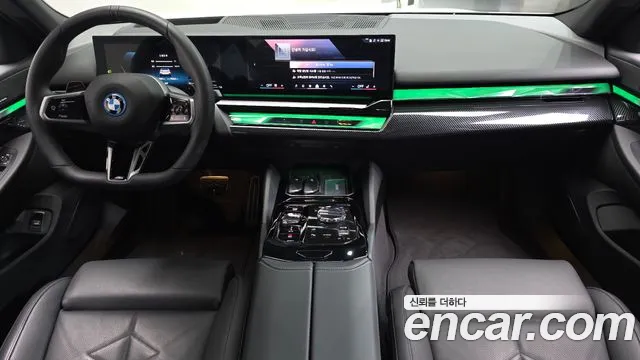 BMW 5 серии 2025 thumb 7