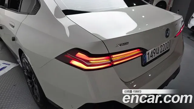BMW 5 серии 2025 thumb 12