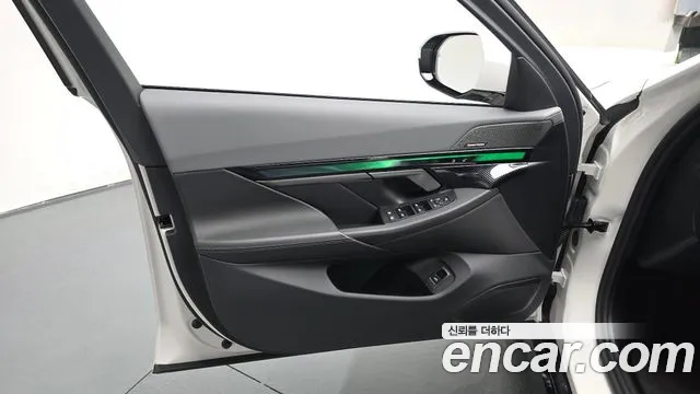 BMW 5 серии 2025 thumb 6