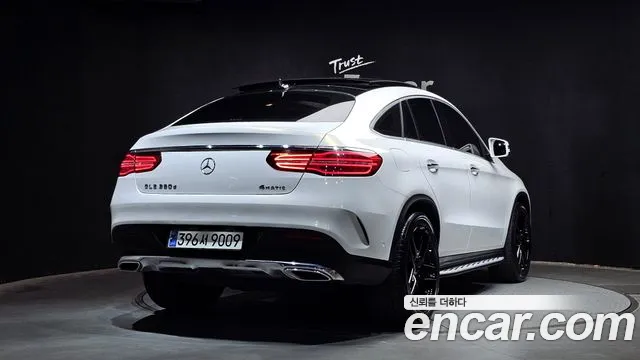 Mercedes-Benz GLE-Класс 2017 thumb 5