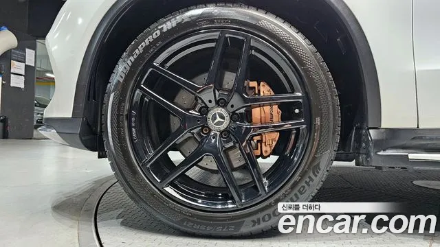 Mercedes-Benz GLE-Класс 2017 thumb 3
