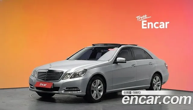 Mercedes-Benz E-Class 2013 thumb 6