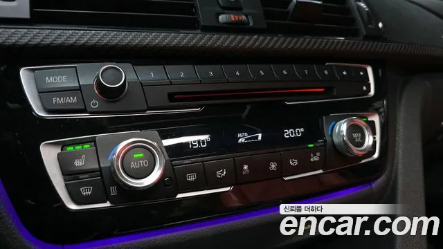 BMW 3 серии 2018 thumb 3
