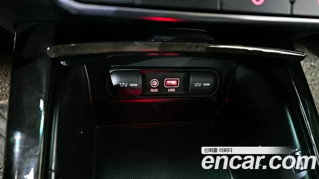 Kia Sorento 2017 thumb 10