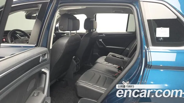 Volkswagen Tiguan 2021 thumb 10