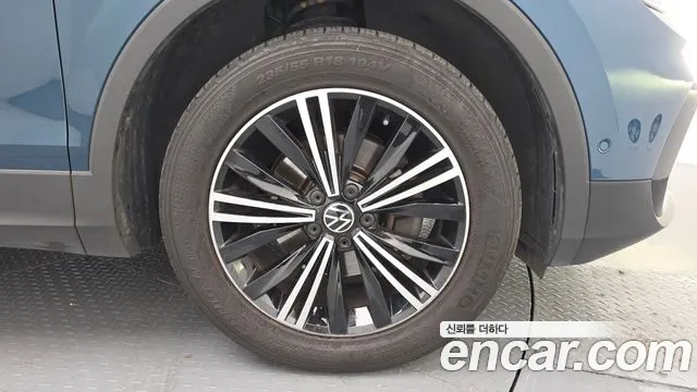 Volkswagen Tiguan 2021 thumb 6