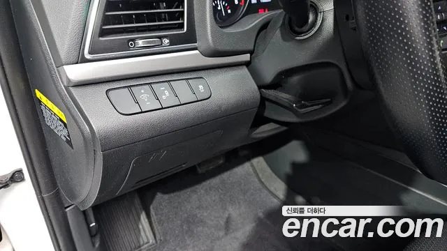 Hyundai AD 2017 thumb 5