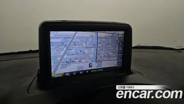 Hyundai Staria 2020 thumb 5