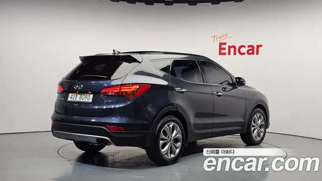 Hyundai Санта Фе 2015 thumb 2