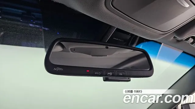 Hyundai Santafe 2015 thumb 12
