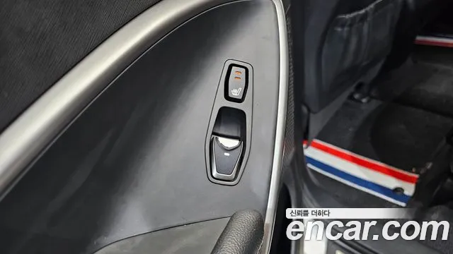 Hyundai Santafe 2015 thumb 9
