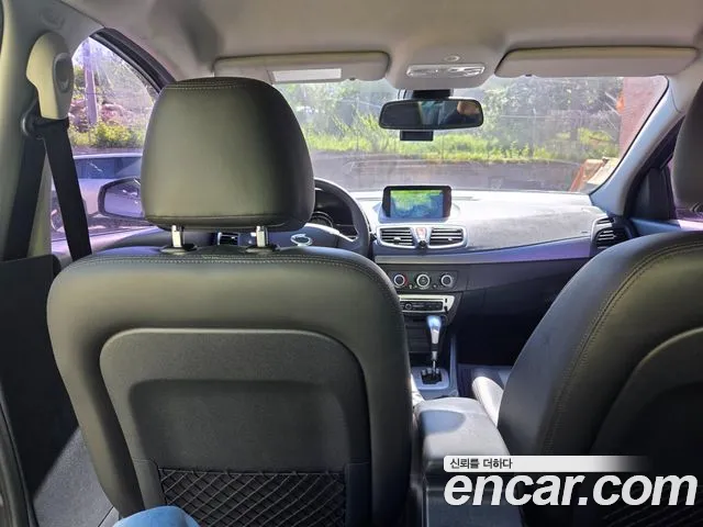 Renault SM3 2019 thumb 9