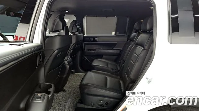 Hyundai Santa Fe 2023 thumb 5