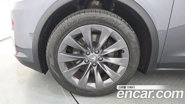 Tesla Model X 2019 thumb 10