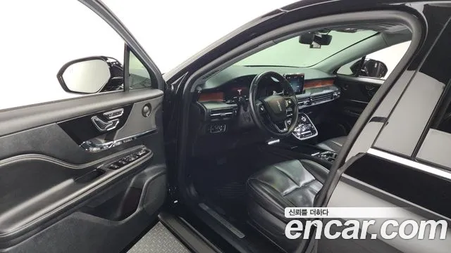Lincoln Corsair 2021 thumb 9