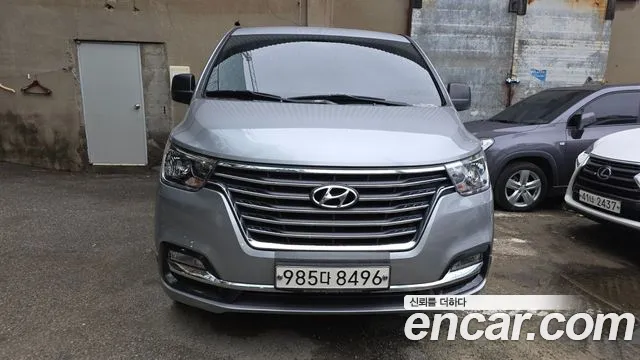 Hyundai Staria 2019 thumb 5