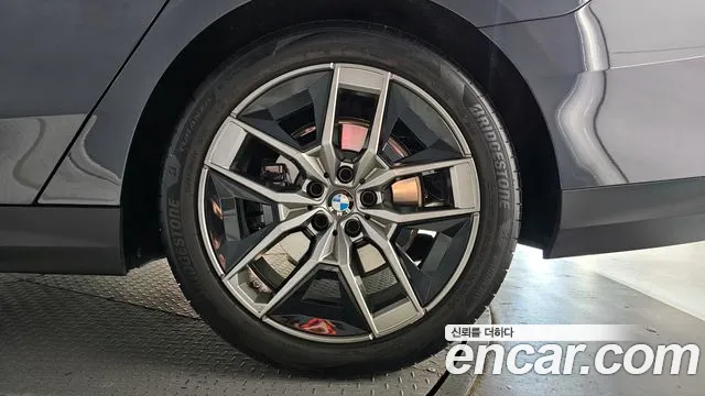 BMW 5 серии 2025 thumb 5