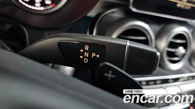Mercedes-Benz GLC 2019 thumb 10