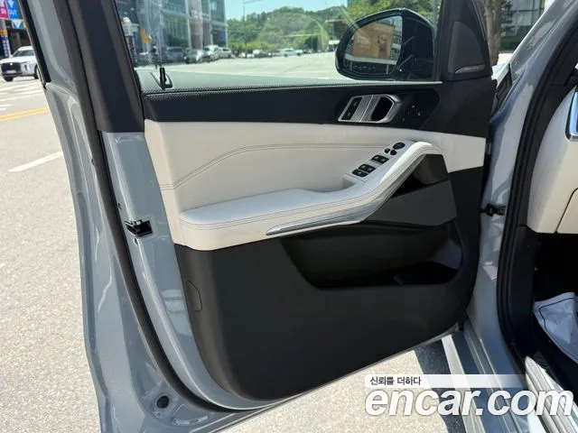 BMW X5 2025 thumb 6