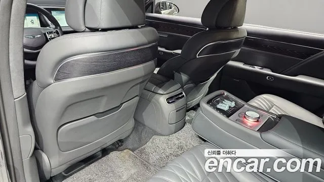 Genesis G90 2022 thumb 4