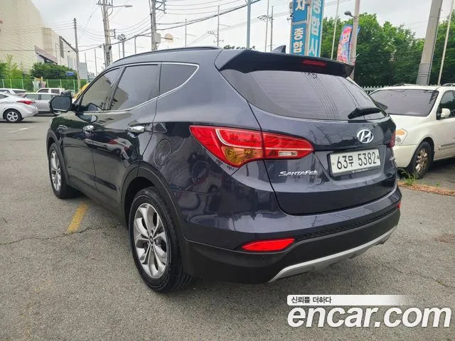 Hyundai Санта Фе 2014 thumb 12