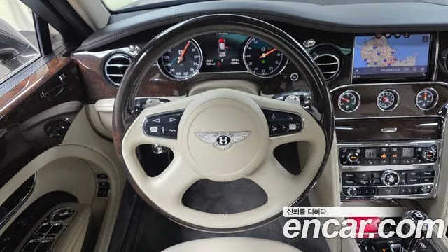 Bentley Mulsanne 2018 thumb 8