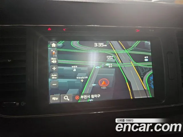 Kia Carnival 2016 thumb 3